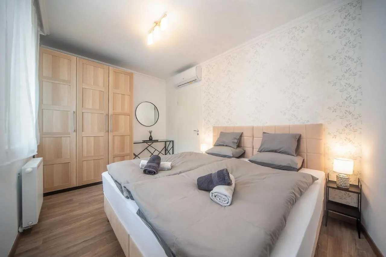 בודפשט Grace Pine Apartment 3 0*,  הונגריה